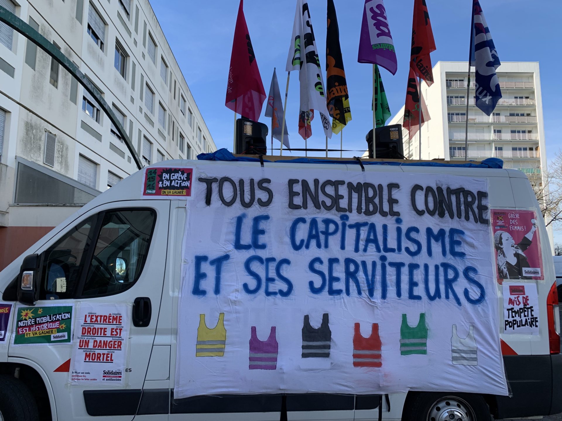 Retraites - Manifestation 14h Porte de Paris à Poitiers